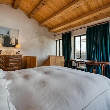 Le 9 Bis, Ideal Pour Un Couple. Hébergement de vacances *